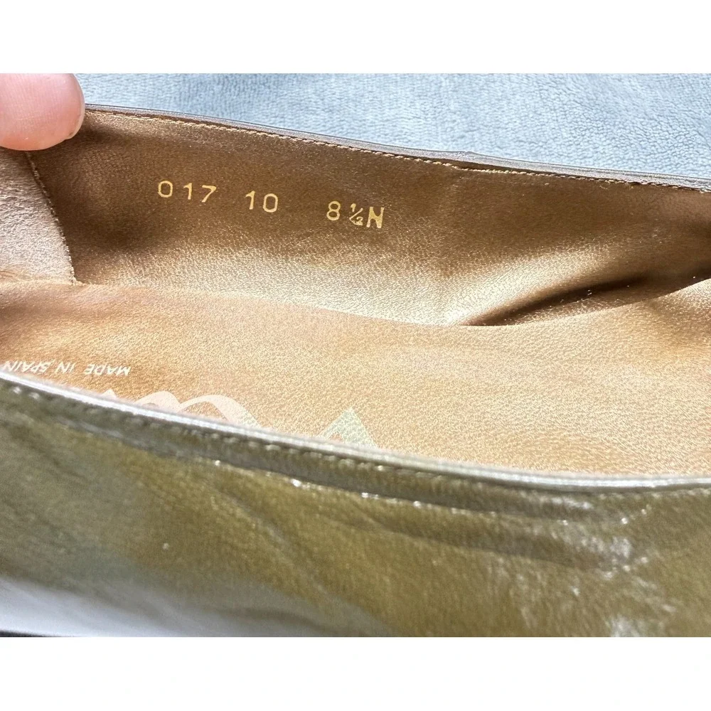 Nina Flats Womens 8.5 N Olive Green Gold Cap Toe Patent Leather Made in Spain